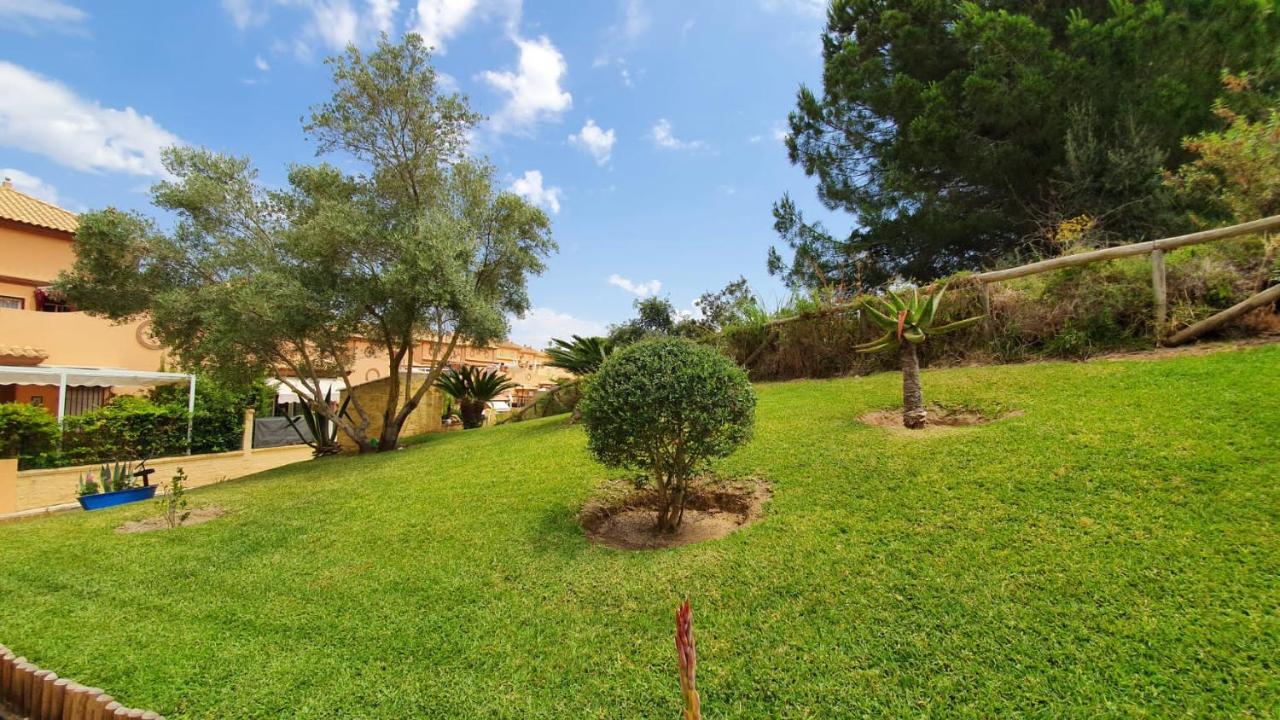 Villa de Islantilla Esterno foto